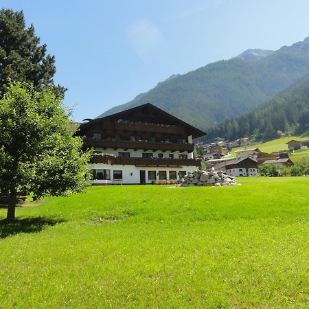 Hotel Steuxner Neustift im Stubaital Extérieur photo
